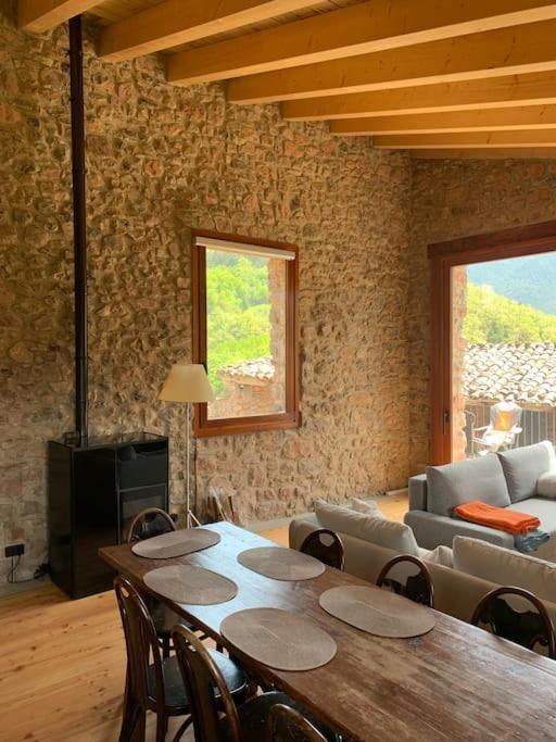 Preciosa Casa Rural Cal Jaumet Cava ภายนอก รูปภาพ