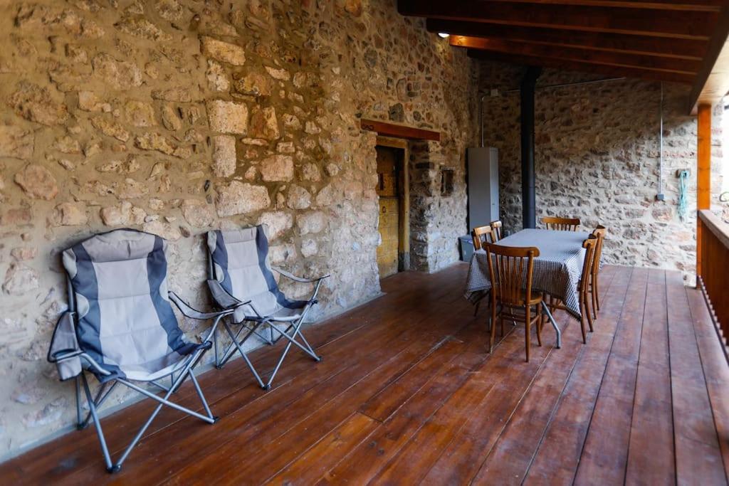 Preciosa Casa Rural Cal Jaumet Cava ภายนอก รูปภาพ