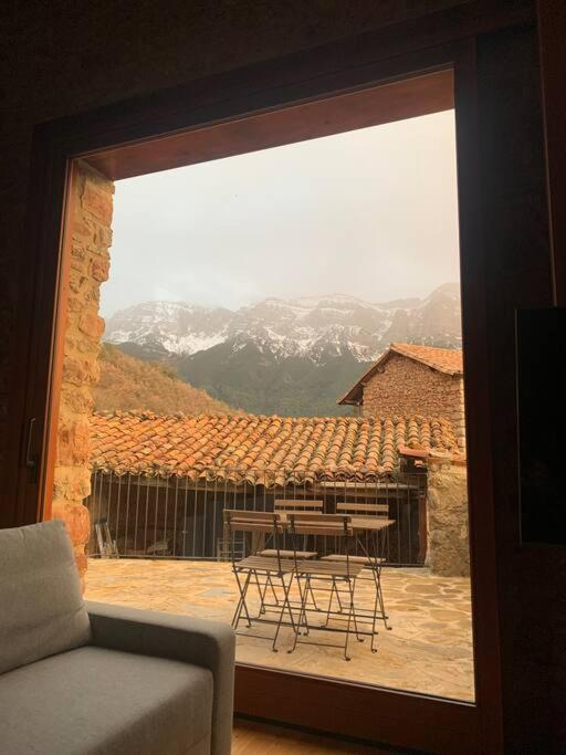 Preciosa Casa Rural Cal Jaumet Cava ภายนอก รูปภาพ